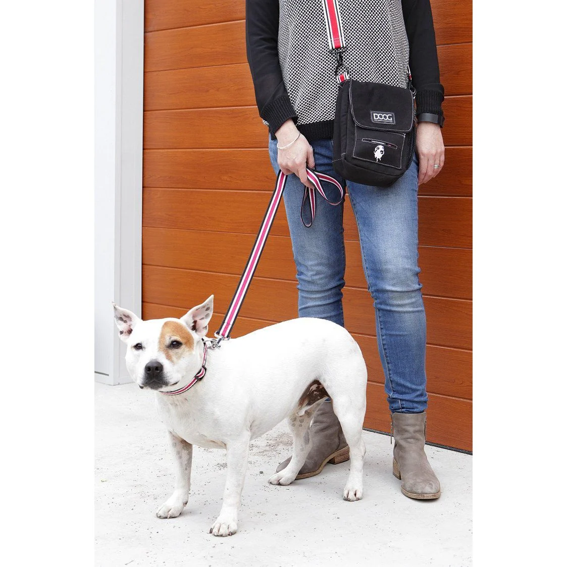 Doog Shoulder Bag Black - Image 5