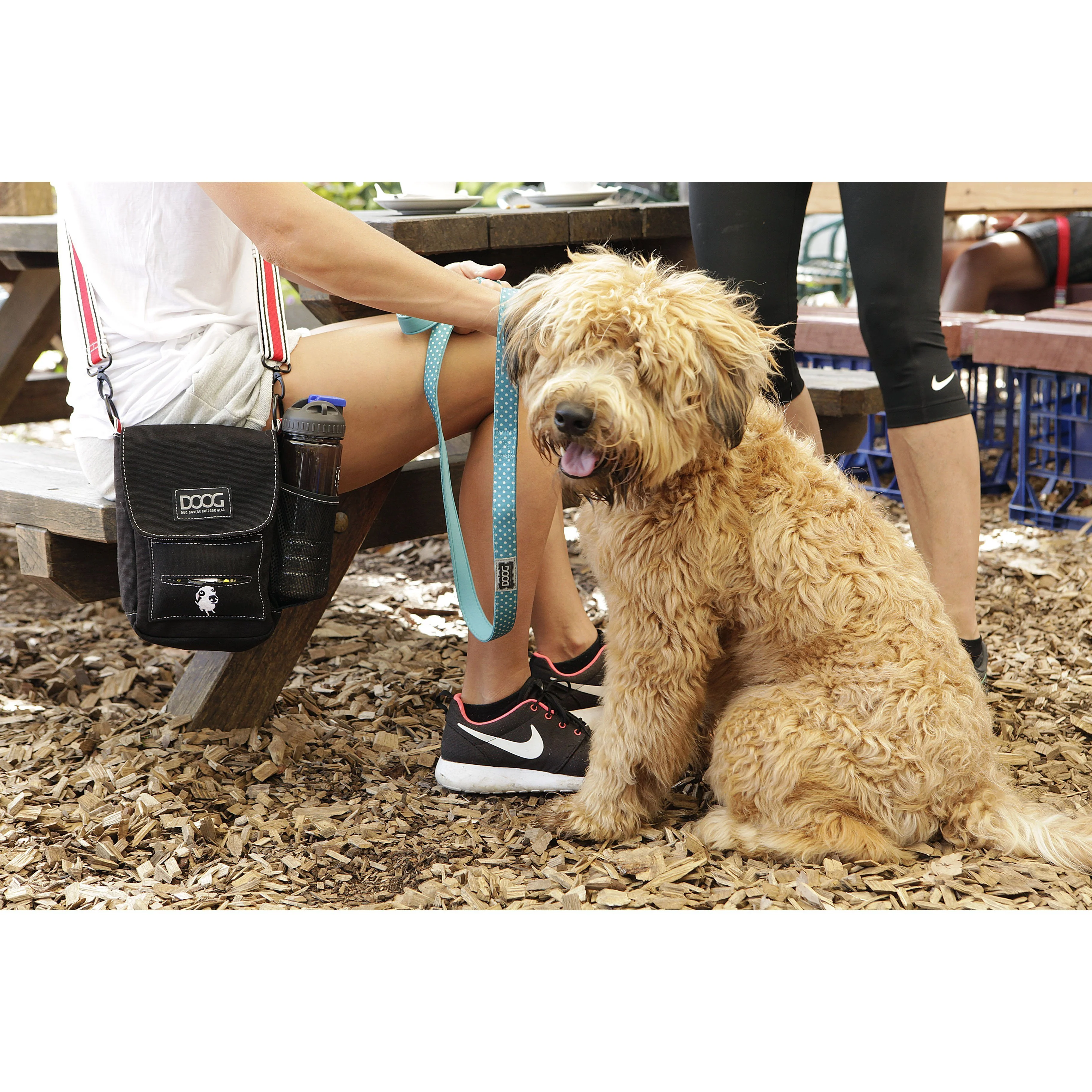 Doog Shoulder Bag Khaki - Image 6