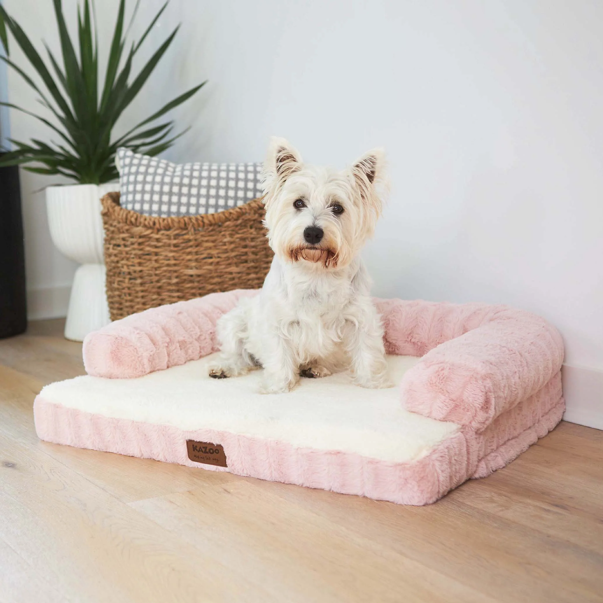 Kazoo Boudoir Large Blush Dog Bed - Image 6