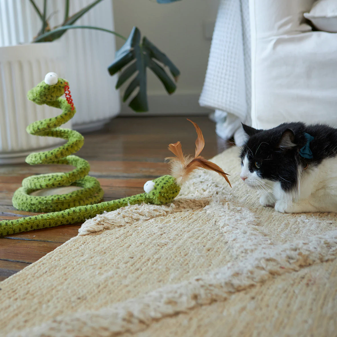 Kazoo Springy Snake Cat Toy - Image 3