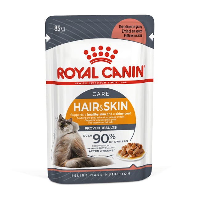 Royal Canin Cat Hair and Skin Care Gravy Adult Wet Food Pouches 85g x 12 - Image 2